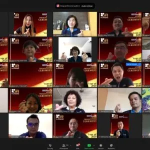 147351656_10208005554452965_3540576221129938177_n-300x300