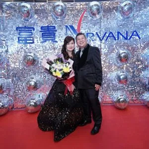 award_star11-300x300