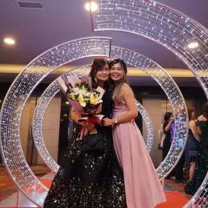 award_star17-300x300