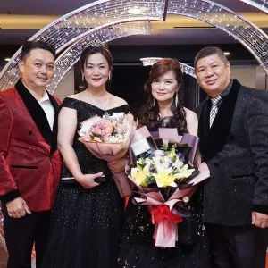 award_star19-300x300