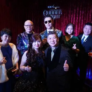 award_star34-300x300