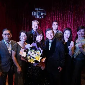 award_star35-300x300