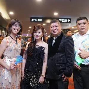 award_star43-300x300