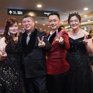 award_star45-300x300