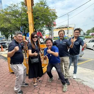 富贵集团最高代理社关丹分行隆重上招牌 (1)